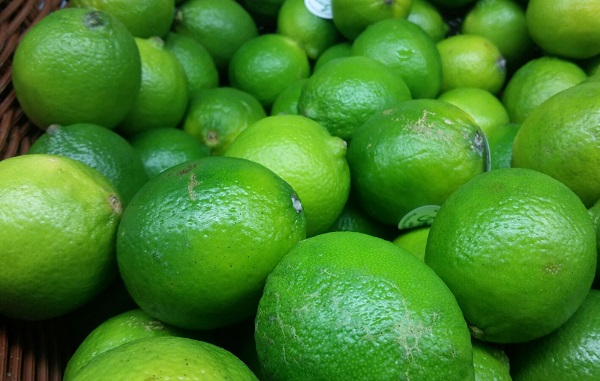 Lime (Citrus aurantifolia)