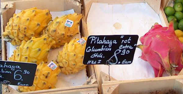 Pitahaya gialle e rosse