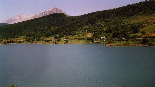 Lago di Campotosto