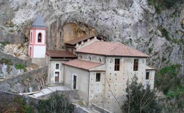 Santuario della Madonna di Costantinopoli a Papasidero