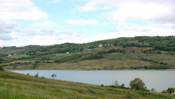 Lago di Campolattaro
