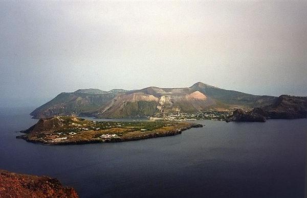 Vulcanello e Vulcano