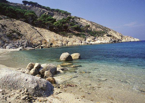 Montecristo, Cala Maestra