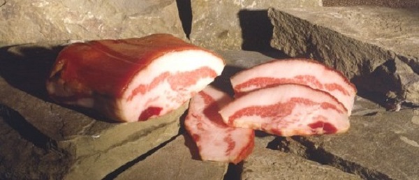 Guanciale di maiale